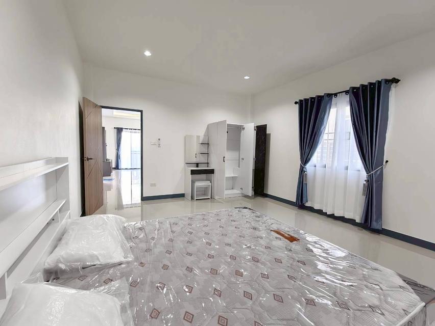 🏡 บ้านเดี่ยวหลังใหญ่ 304 ตร.ม. ทำเลรวมโชค ใกล้ รร.ต้นกล้า เพียง 1.5 กม. Spacious 4-Bedroom House - 304 sq.m., 3 mins to Tonkla School & Ruamchok 19