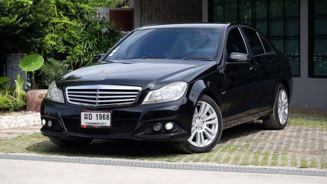 (แจ้งรหัสรถ KN1968) BENZ C-CLASS C200 CGI