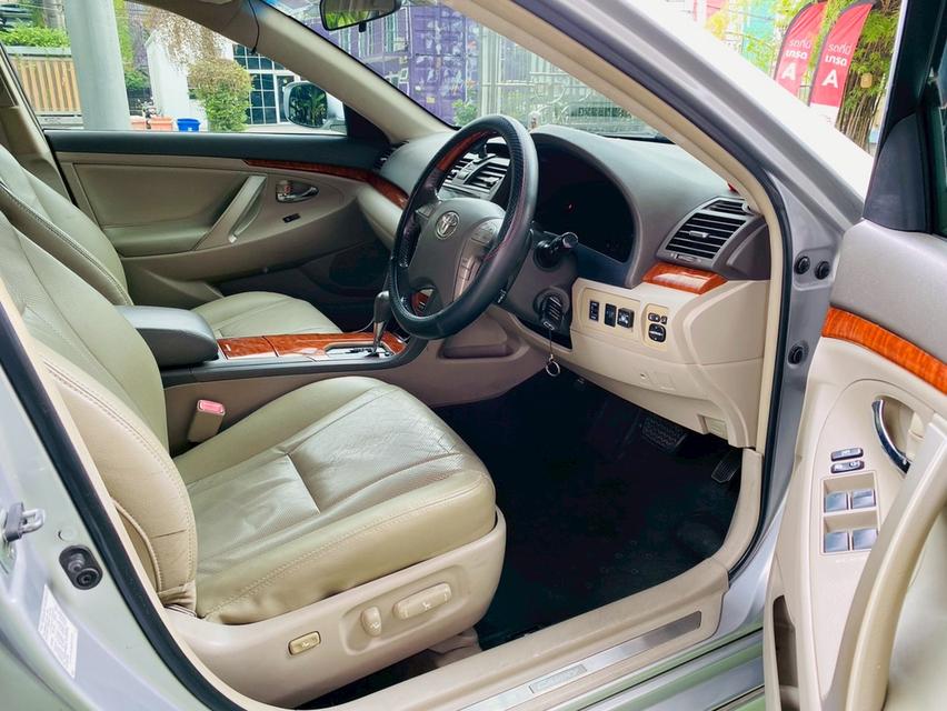 รถToyota Camry ตัว G เครื่อง2.0cc.ปี 2011 สีบรอนซ์เงิน เกียร์ ออโต้ เบนซิน + LPGถังโดนัท ~ รูปที่ 8