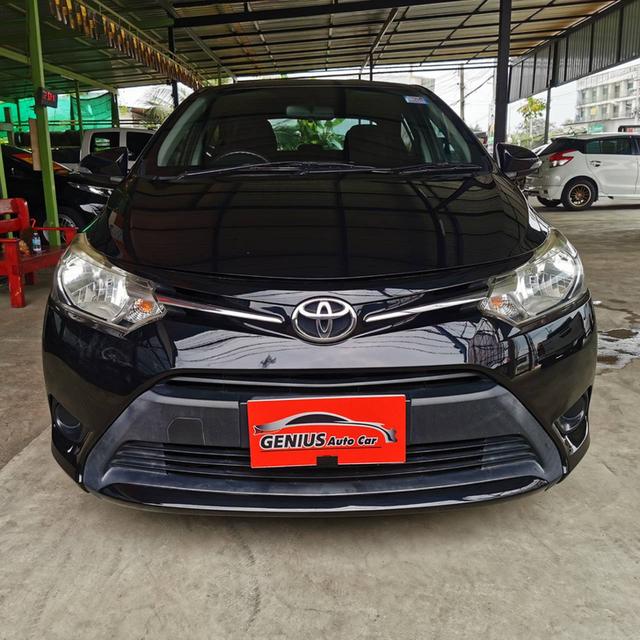 รถเก๋งยอดฮิต โตโยต้า วีออส