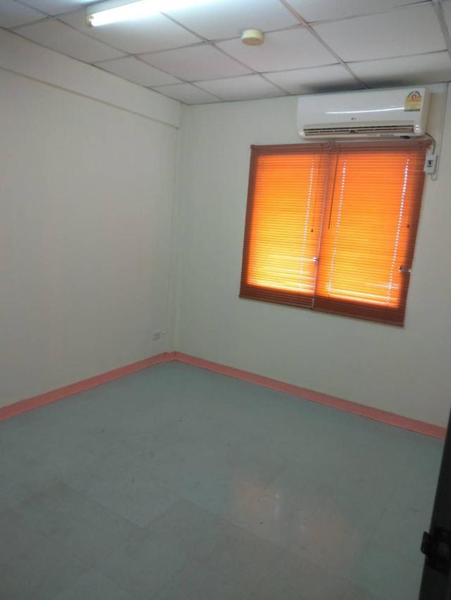 ขายบ้านทาวน์เฮ้าส์ บ้านเอื้ออาทร ปราจีนบุรี 12