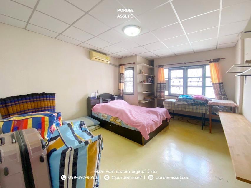 ทาวน์เฮ้าส์ 3 ชั้น หมู่บ้านลัลลี่วิลล์ ลำลูกกา-คลอง 1 ซอยบุญคุ้ม ปทุมธานี : Lully Ville Lumlukka Khlong1   7