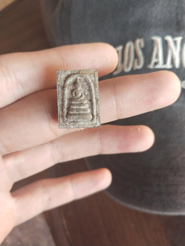 พระผงสมเด็จ หลังหลวงปู่ทวด รูปที่ 2