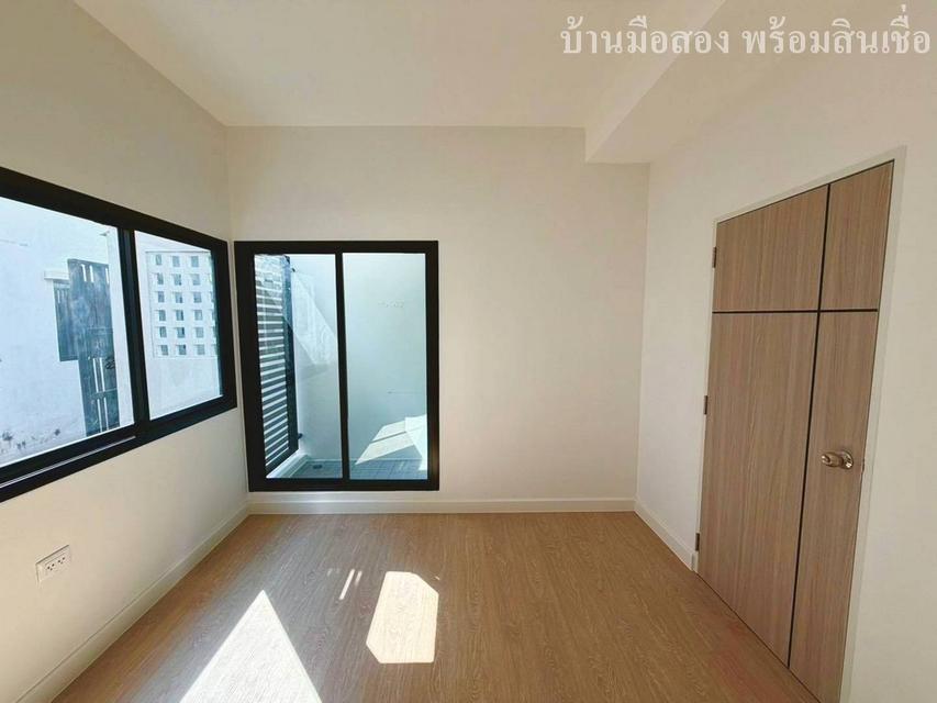 โครงการซิกเนเจอร์ ถนนวัชรพล 14