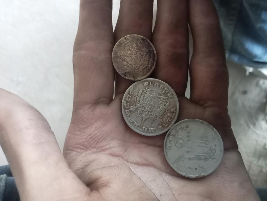 เหรียญ1บาทรัชการที่9 2