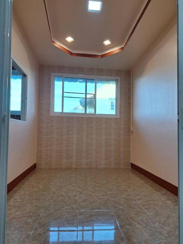 ขายบ้านทาวน์เฮ้าส์ รีโนเวทใหม่ หมู่บ้านบุราพันธ์ หนองจอก 8