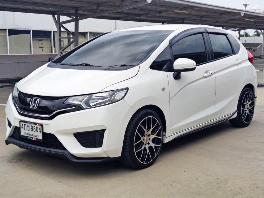 รหัสรถ CAT9304 2015 HONDA JAZZ 1.5V ออโต้