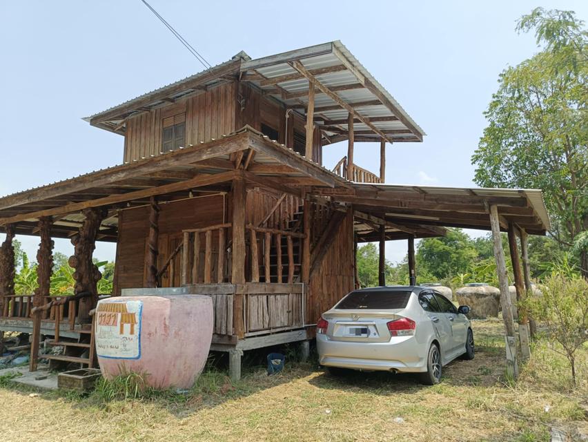 ขายบ้านพร้อมที่ดินเนื้อที่ 3 ไร่ (โฉนดที่ดิน ครุฑแดง 2 โฉนด)