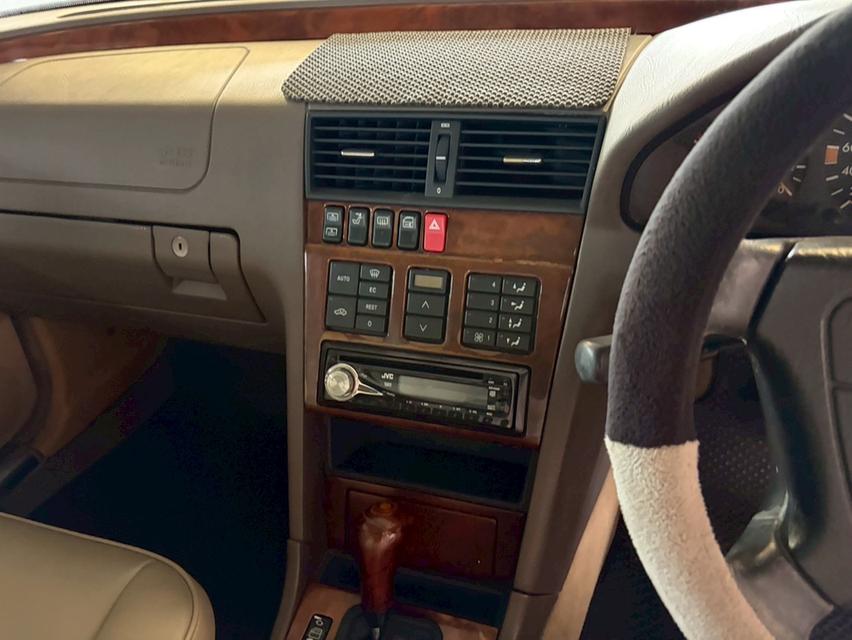 รหัสรถ PJP44 1998 Mercedes-Benz C180  W202 รูปที่ 8