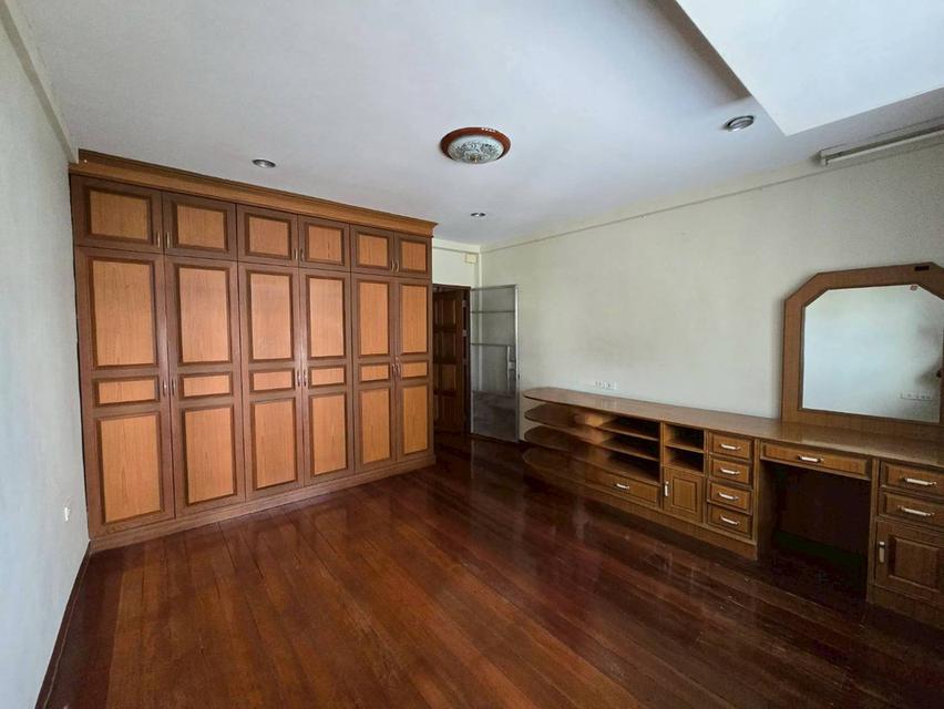 ให้เช่าทาวน์เฮ้าท์ 2 ชั้น หมู่บ้านพิบูลเวศน์ เหมาะทำธุรกิจ ซ.สุขุมวิท71 (N.1982) 9