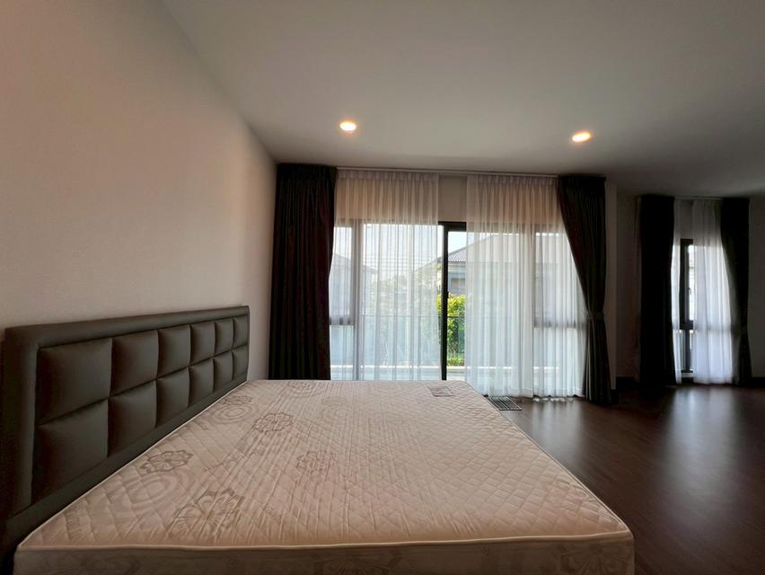 The City Bangna Km.7 for rent 5