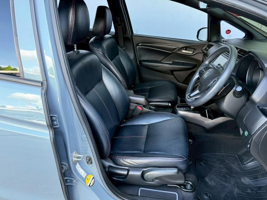 HONDA JAZZ 1.5RS i-VTEC TOP 2018 สีเทา MINOR CHANGE มือเดียวป้าย 11