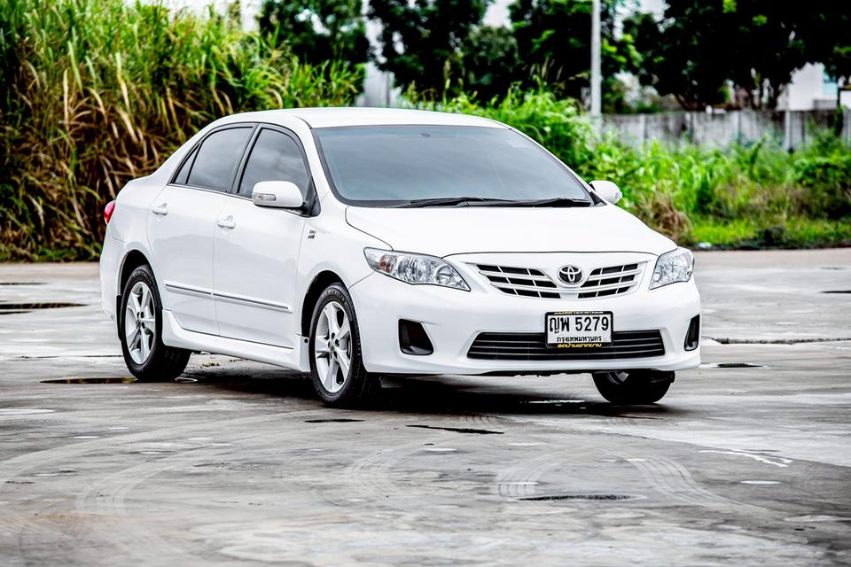 Toyota Altis 1.8G ปี 2011 เกียร์ออโต้ สีขาว สวยสภาพดี