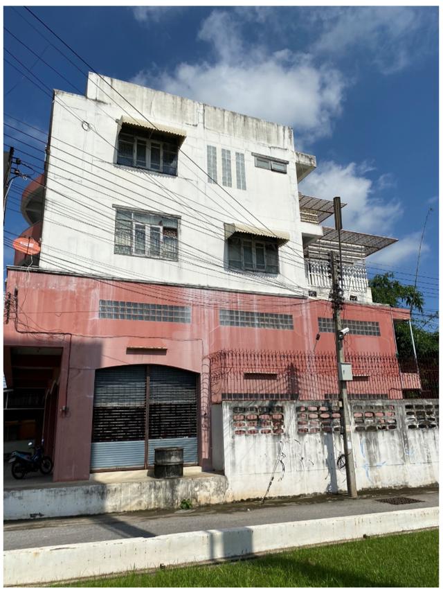 ขายอาคารพาณิชย์ 4ห้อง 3ชั้นครึ่ง 100ตรว.ติดถนนมิตรภาพ ทำเลดี ใกล้ตลาดเทิดไทตาลคู่ ใกล้ร้านของฝากเจ้าสัว 4