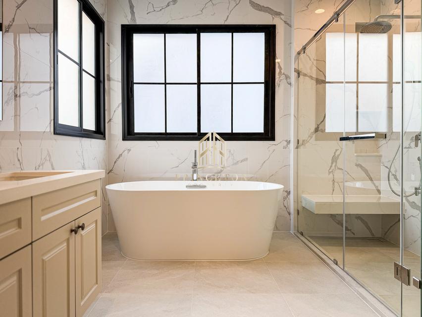 Luxury House for Rent Narasiri Phahol Watcharapol 9