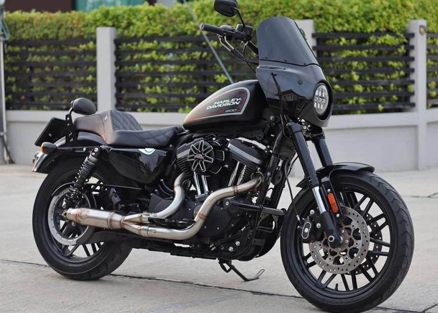 Harley Davidson Roadster ปี 20 2