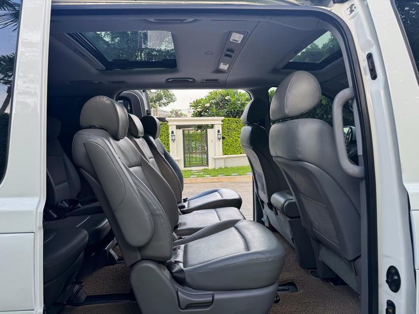 รหัสรถ AVA283 Hyundai H1 Limited III ปี 2019 รุ่นพิเศษ มี Sunroof โฉม Minorchange  12