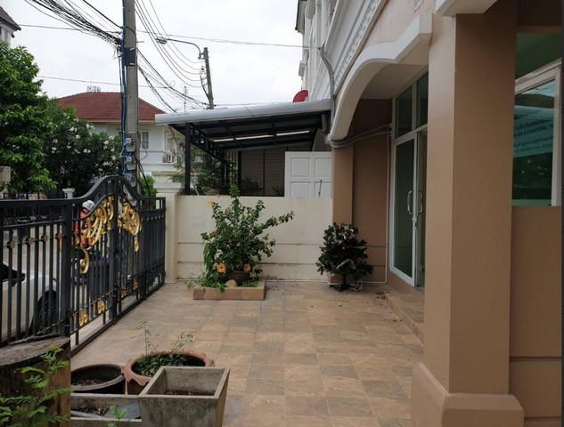 ให้เช่า ทาวน์โฮม 3ชั้น หมู่บ้านสราญพฤกษ์ ลาดพร้าว130 รามคำแหง81 ใกล้รถไฟฟ้าสถานีลาดพร้าว 101 ใกล้เดอะมอลลบางกะปิ แม็คโคร 1
