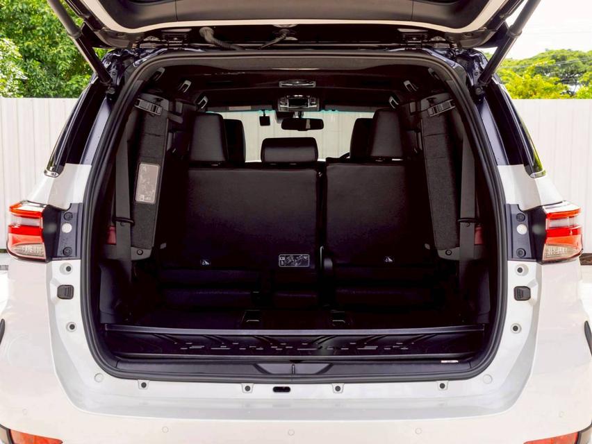 2025 Toyota Fortuner 2.4 Legender 4WD รถสวยใหม่มากๆ ไมล์ 9พันเท่านั้น คุ้มมาก 18