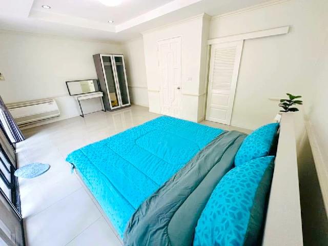 ARLมักกะสัน 570กม. ให้เช่าทาวน์เฺฮาส์หรู 4 ชั้น MRTเพชรบุรี 550ม. สุขุมวิท 534 ตร.ม.34ตร.วา.ใจกลาง.4 นอน เทอร์มินัล 21 1