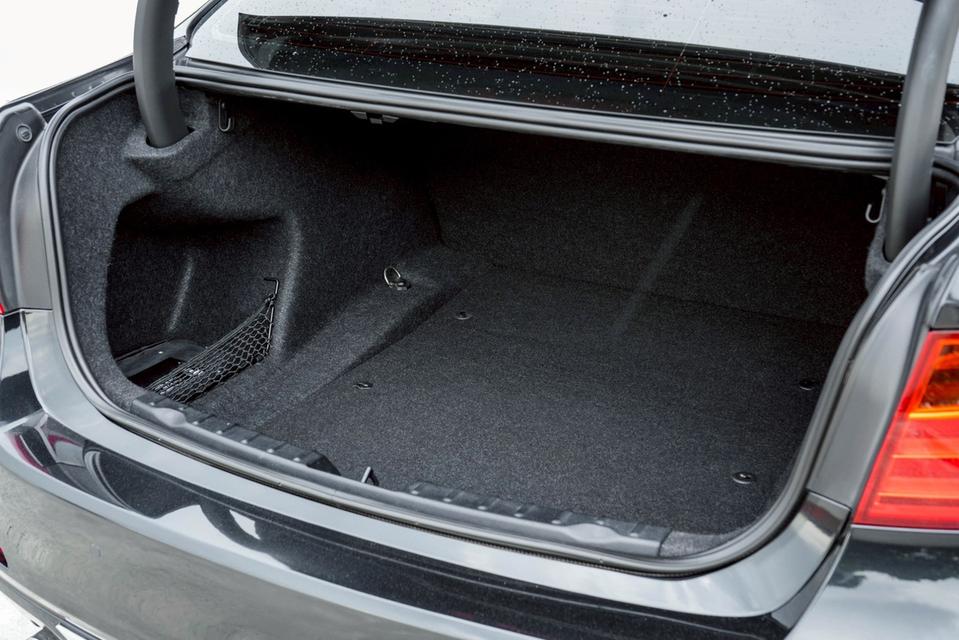 BMW 320D 2.0 Luxury F30 AT 2014 รูปที่ 9