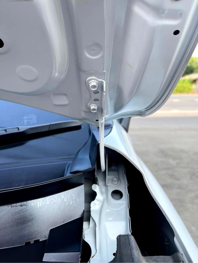 TOYOTA COROLLA CROSS HEV 1.8 A/T 60th ANNIVERSARY ปี65 (2022) 17