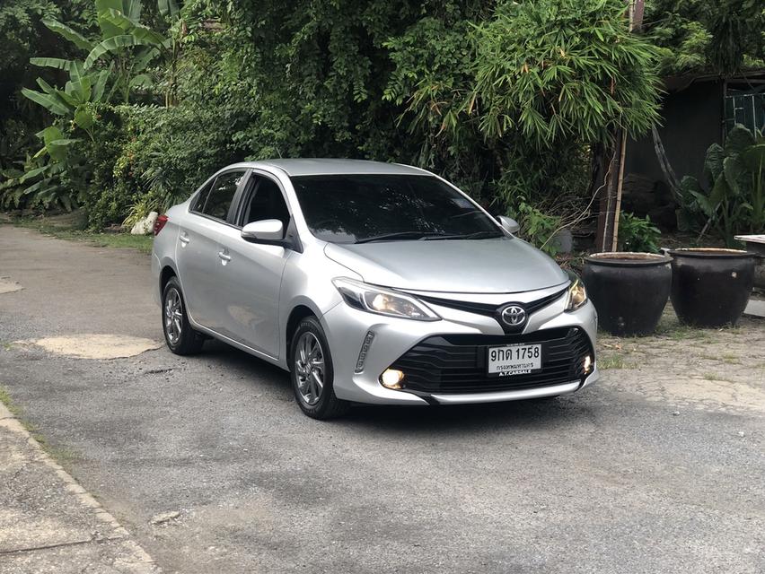 Toyota Vios 1.5 Mid 2019 รองท็อป  3