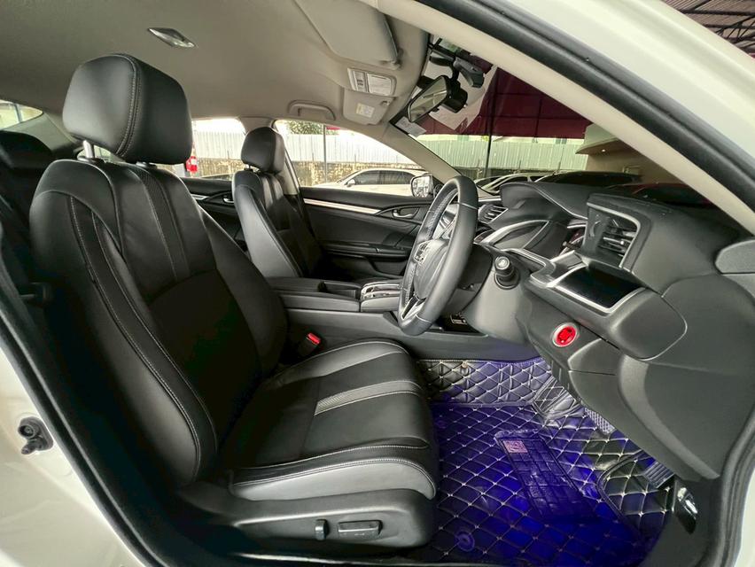 ปี 2021 HONDA CIVIC รถสวย มือเดียว เข้าศูนย์ทุกระยะ 18