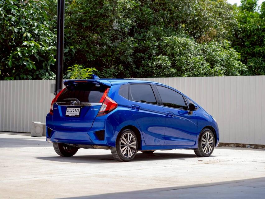Honda Jazz 1.5SV ปี จด 2015