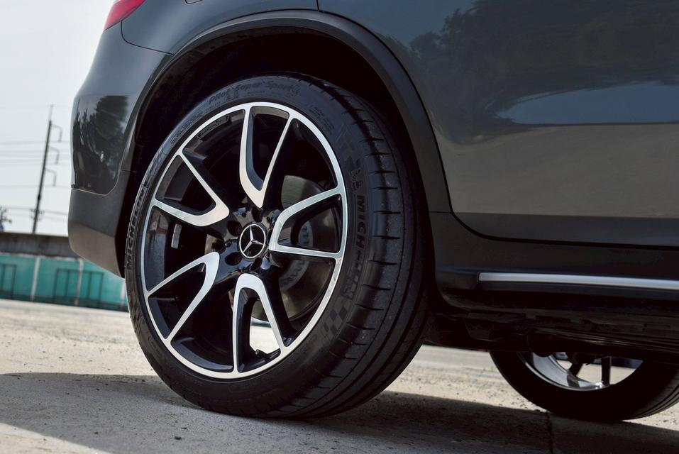 Mercedes-Benz GLC 43 3.0 Coupe AMG 4Matic W253 AT 2019 ไมล์ 71,xxx km. ! 9