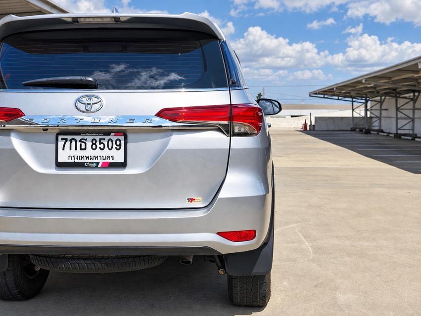(แจ้งรหัสรถ BK8509) 2018 Toyota Fortuner 2.4V ขับ2 ดีเซล รูปที่ 6