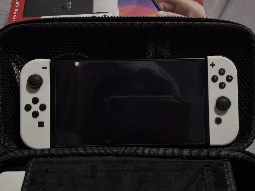 Nintendo switch. 3