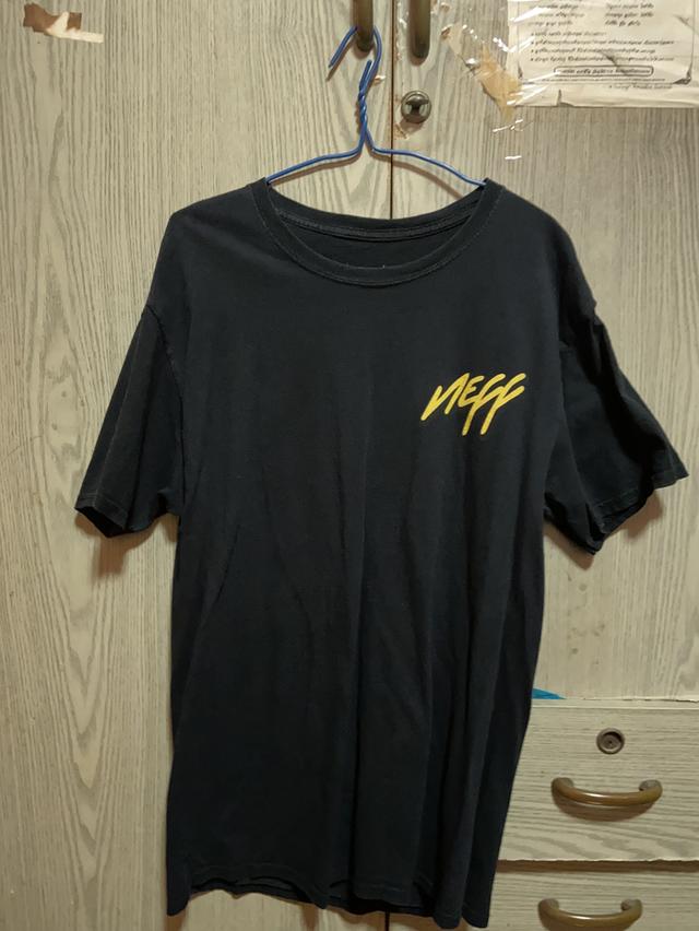 เสื้อยืดแบรนด์ neffs