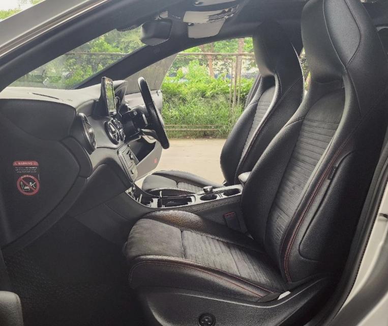Mercedes-Benz CLA 250 AMG W117 ปี 2016 6