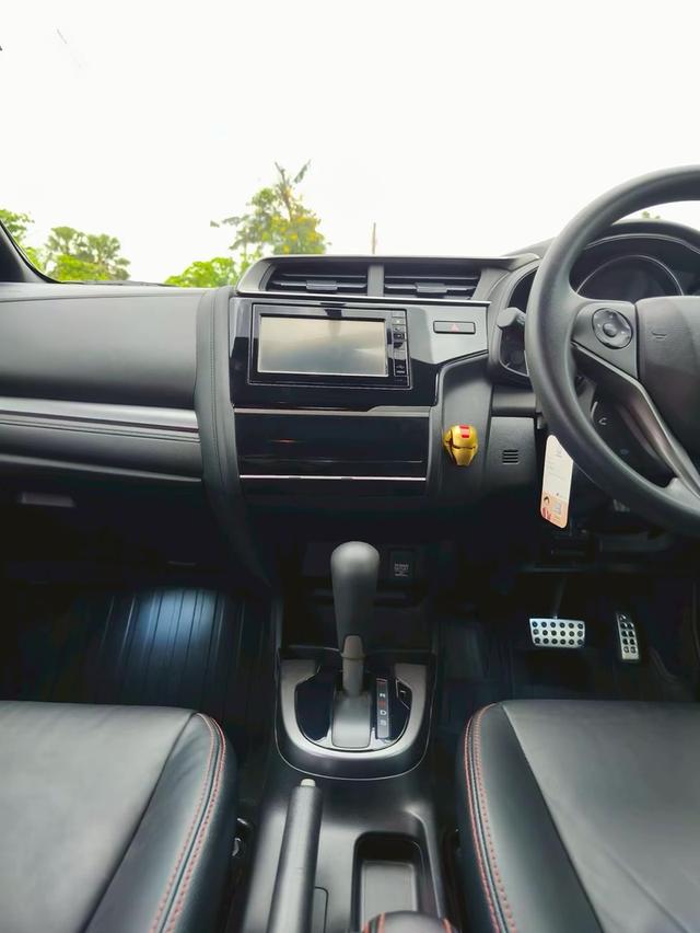 HONDA JAZZ GK 1.5 RS TOP 2017 11