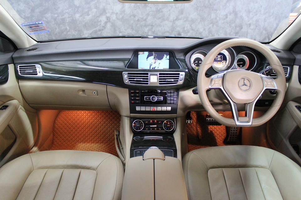 รหัสรถ JRS9241 หล่อขนาดนี้จะอดใจไหวหรอ กับ Benz CLS 250CDI 2012 19
