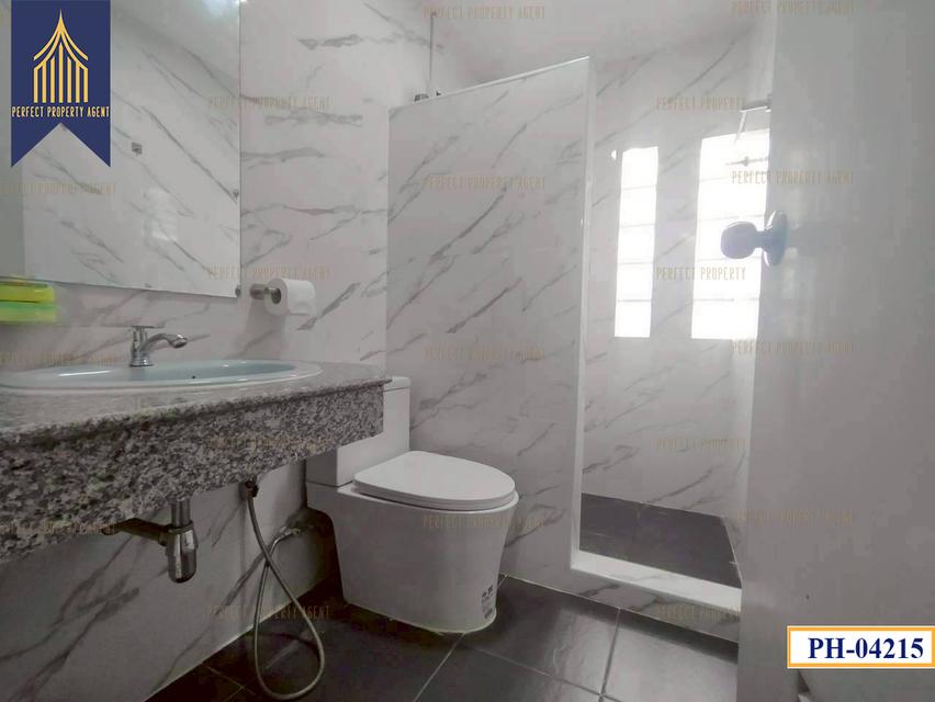 ขายบ้านเดี่ยว 2 ชั้น รีโนเวท พร้อมอยู่ ฟลอร่าวิลล์ สุวินทวงศ์38 หนองจอก กรุงเทพมหานคร 16