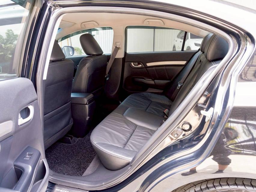 Honda Civic 2.0 EL ปี 2012 จด 2015 12