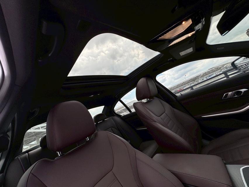 Bmw330e M Sport LCI 2023 รูปที่ 8