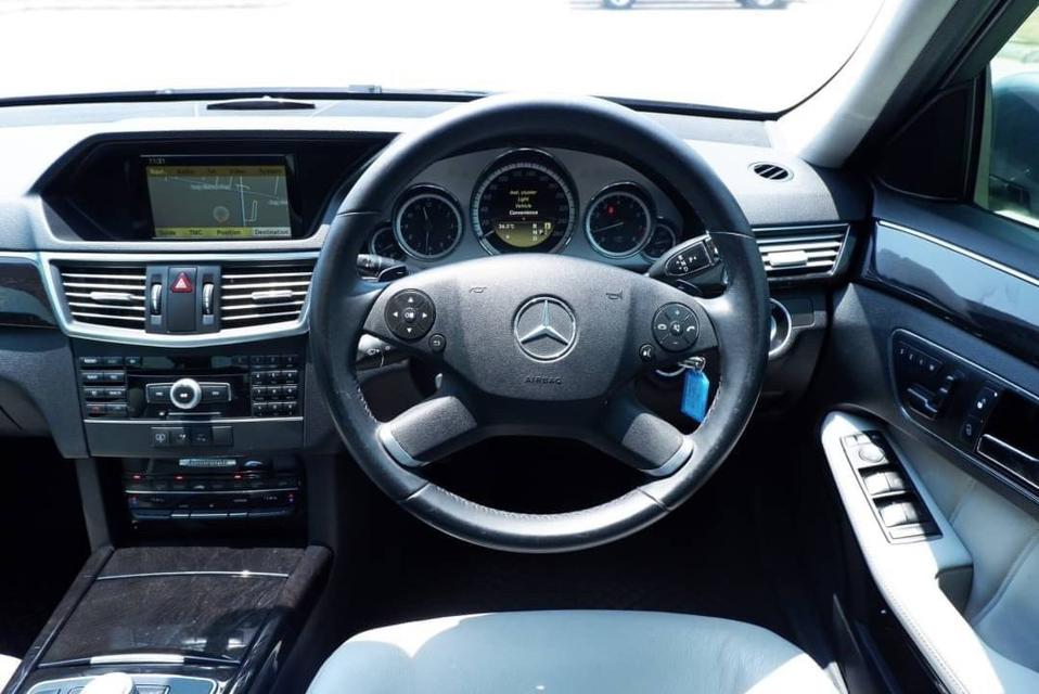 รหัสรถ CAT3395 2012. MERCEDES-BENZ E250 Avantgarde W212 CGI 1.8  รุ่นท๊อปสุด  8