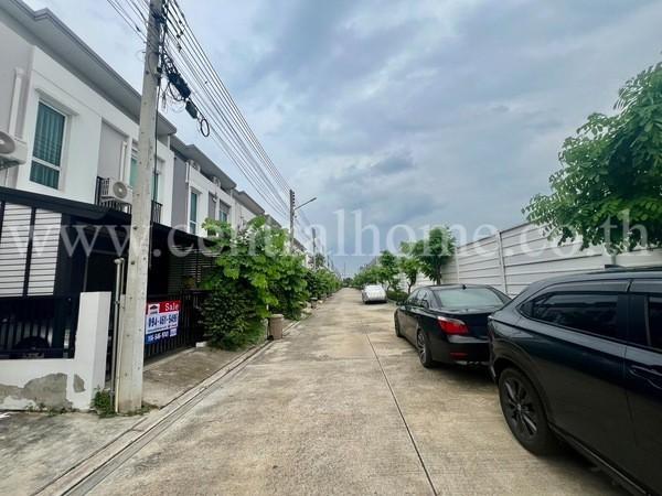 ทาวน์โฮม ฟอร์เร่ ลำลูกกา คลอง 5 หลังมุม หน้าบ้านไม่ชนกับหลังอื่น 15