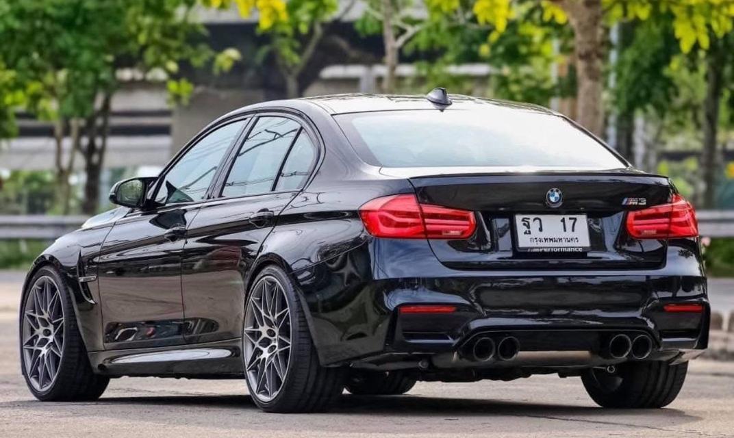 BMW M3 ปี 2018 รถสีดำมือ 2 3