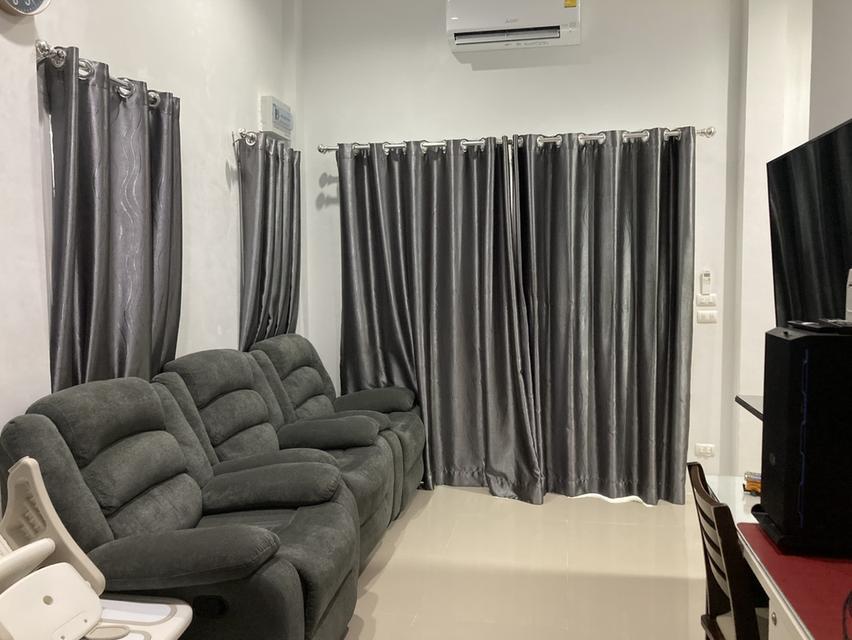 ขายบ้านทาวเฮาส์ 1 ชั้นทำเลทอง ตรงข้ามโรบินสันฉลอง บ้านหลังมุมหน้าสวนหน้าบ้านไม่ติดใครตกแต่งไว้พร้อมอยู่ 5