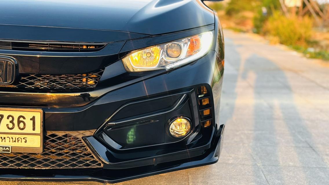 HONDA CIVIC FC 1.8E ปี16 รูปที่ 9