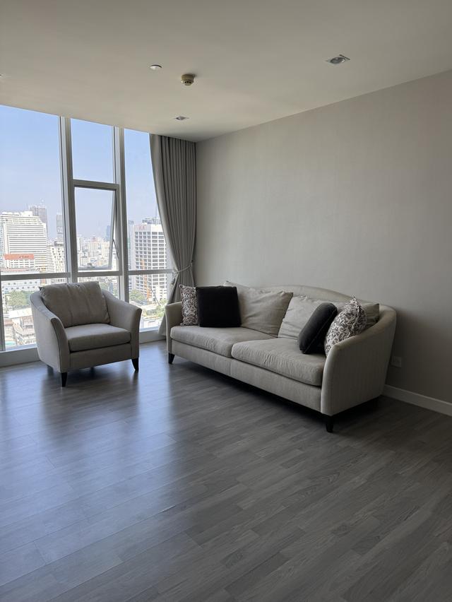 (เจ้าของขายเอง) The Room Sathorn ถ.ปั้น ห้องไม่มีบิ้วอิน 1