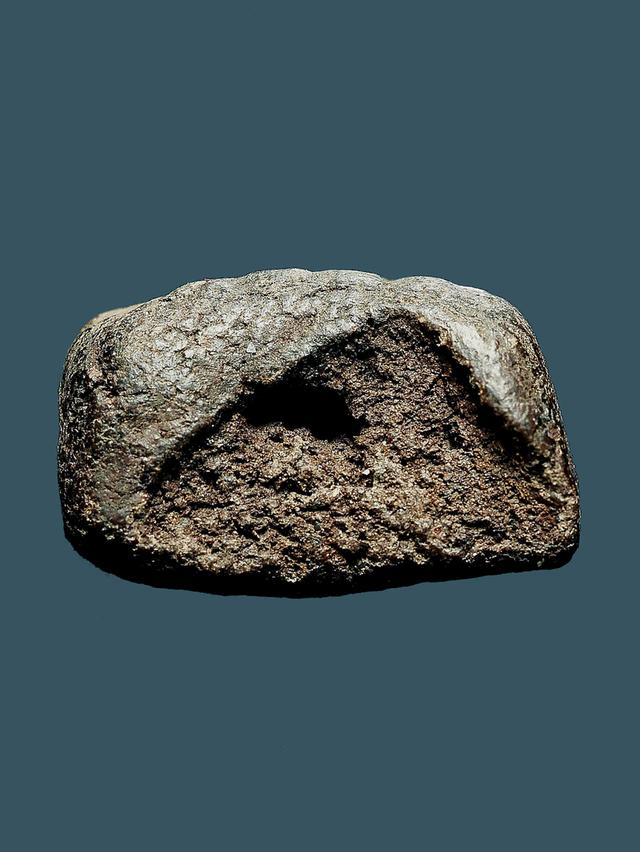 หลวงปู่ทวดเนื้อว่าน พิมพ์พระรอด เก่าๆ 5