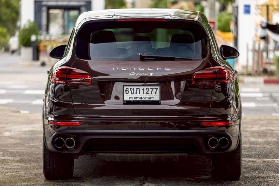 รหัสรถ PR1277 Porsche Cayenne S E-Hybrid Platinium Edition Package (2017)