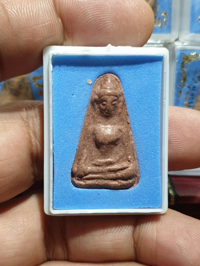 พระผงสุพรรณรุ่น 558 ปีจังหวัดสุพรรณบุรีเราเปิดให้บูชา 8 องค์ 800 บาทพระสวยรับประกันพระแท้ รูปย่อยที่ 3