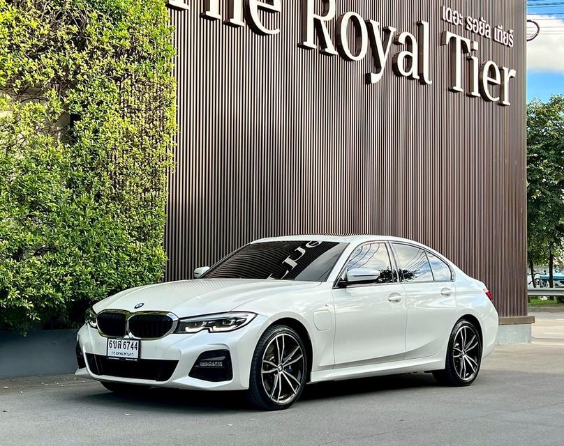 Bmw 330eMsport ปี 2020 Bsi 5 ปี 100,000 km หมด 20/12/2025