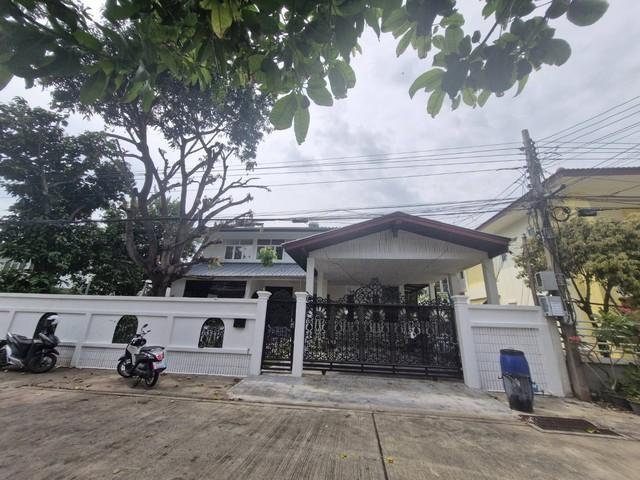 PB5876ให้เช่า บ้านเดี่ยว 2ชั้น ย่านบางกะปิ นวมินทร์ เสรีไทย ทำเลซอยศรีบูรพา 5 ใกล้ เดอะมอลล์บางกะปิ 1